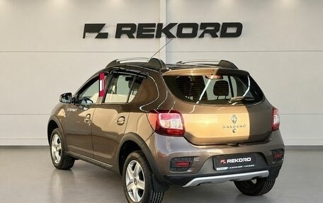 Renault Sandero II рестайлинг, 2020 год, 1 279 000 рублей, 2 фотография