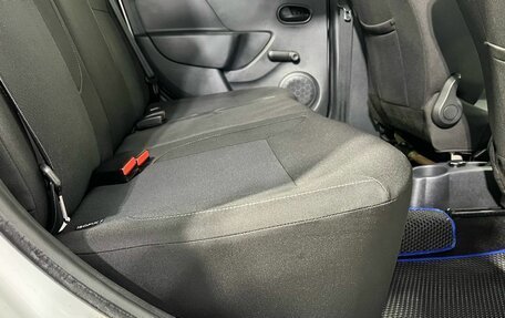 Renault Logan II, 2020 год, 970 000 рублей, 16 фотография