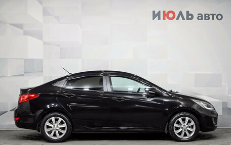 Hyundai Solaris II рестайлинг, 2013 год, 925 000 рублей, 6 фотография