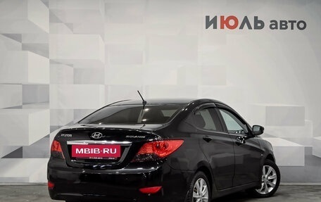 Hyundai Solaris II рестайлинг, 2013 год, 925 000 рублей, 4 фотография