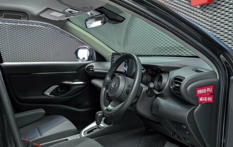 Toyota Yaris Cross, 2020 год, 1 850 000 рублей, 9 фотография
