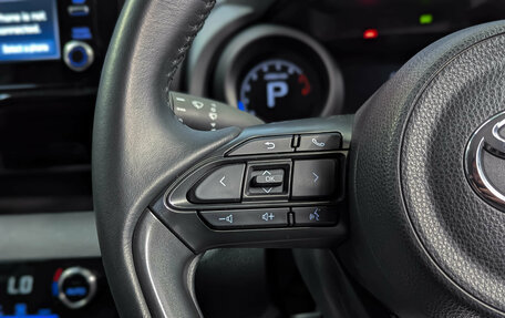 Toyota Yaris Cross, 2020 год, 1 850 000 рублей, 20 фотография