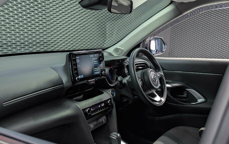 Toyota Yaris Cross, 2020 год, 1 850 000 рублей, 25 фотография