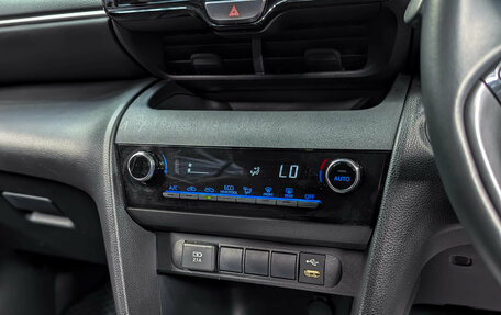 Toyota Yaris Cross, 2020 год, 1 850 000 рублей, 22 фотография