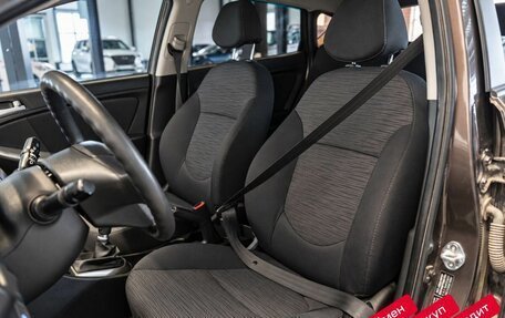 Hyundai Solaris II рестайлинг, 2016 год, 979 000 рублей, 10 фотография