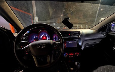 KIA Rio III рестайлинг, 2012 год, 700 000 рублей, 12 фотография
