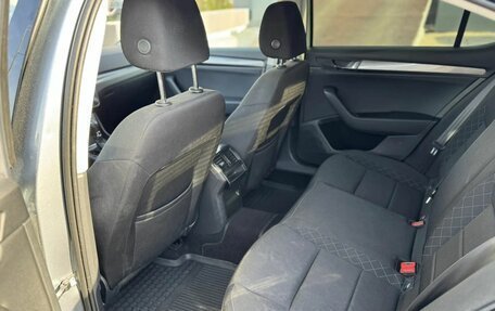 Skoda Superb III рестайлинг, 2018 год, 1 550 000 рублей, 11 фотография