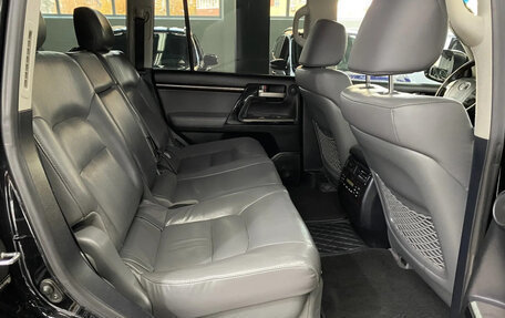 Toyota Land Cruiser 200, 2010 год, 3 100 000 рублей, 14 фотография