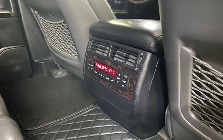 Toyota Land Cruiser 200, 2010 год, 3 100 000 рублей, 16 фотография