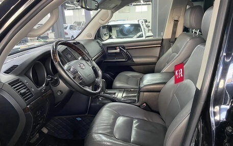 Toyota Land Cruiser 200, 2010 год, 3 100 000 рублей, 10 фотография
