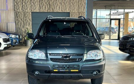 Chevrolet Niva I рестайлинг, 2017 год, 780 000 рублей, 2 фотография