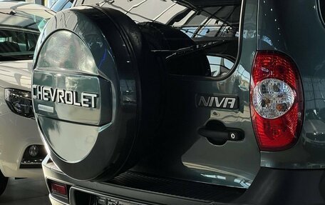 Chevrolet Niva I рестайлинг, 2017 год, 780 000 рублей, 11 фотография