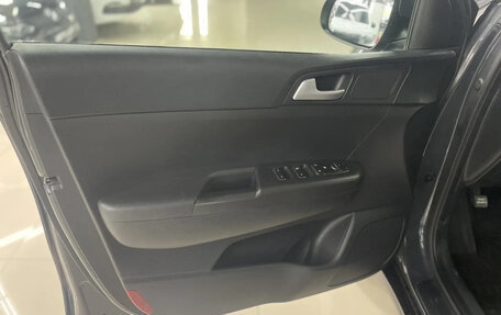 KIA Sportage IV рестайлинг, 2020 год, 2 082 000 рублей, 8 фотография