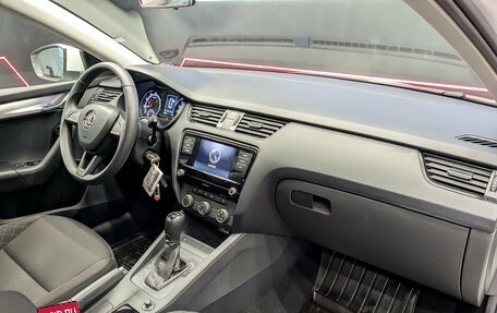 Skoda Octavia, 2020 год, 1 900 000 рублей, 11 фотография