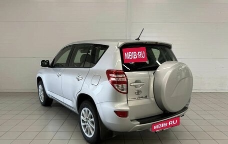 Toyota RAV4, 2011 год, 1 400 000 рублей, 8 фотография