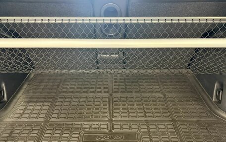 Toyota RAV4, 2011 год, 1 400 000 рублей, 13 фотография