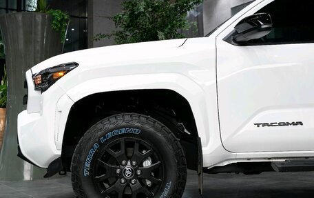 Toyota Tacoma, 2024 год, 7 000 000 рублей, 2 фотография