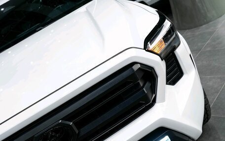 Toyota Tacoma, 2024 год, 7 000 000 рублей, 15 фотография