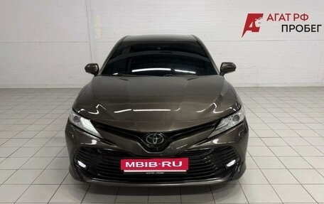 Toyota Camry, 2019 год, 2 600 000 рублей, 2 фотография