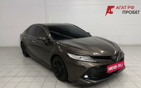 Toyota Camry, 2019 год, 2 600 000 рублей, 3 фотография