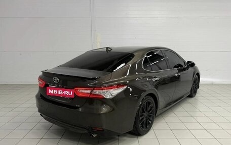 Toyota Camry, 2019 год, 2 600 000 рублей, 6 фотография