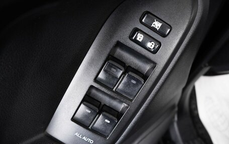 Toyota Land Cruiser Prado 150 рестайлинг 2, 2016 год, 3 199 000 рублей, 23 фотография