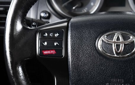 Toyota Land Cruiser Prado 150 рестайлинг 2, 2016 год, 3 199 000 рублей, 14 фотография
