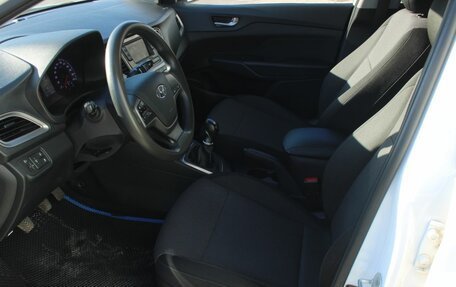 Hyundai Solaris II рестайлинг, 2019 год, 1 340 000 рублей, 14 фотография