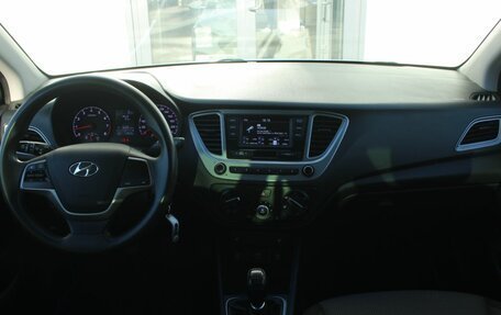 Hyundai Solaris II рестайлинг, 2019 год, 1 340 000 рублей, 16 фотография
