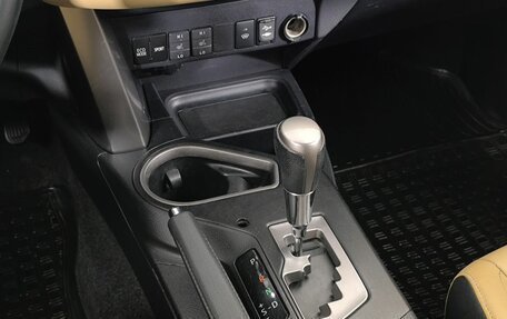 Toyota RAV4, 2018 год, 2 400 000 рублей, 19 фотография