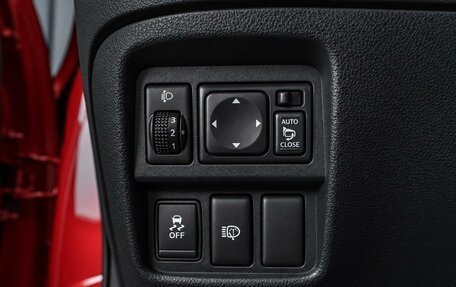 Nissan Juke II, 2012 год, 989 000 рублей, 19 фотография