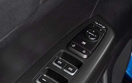 KIA Sportage IV рестайлинг, 2019 год, 2 349 000 рублей, 21 фотография