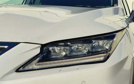 Lexus RX IV рестайлинг, 2019 год, 3 999 000 рублей, 8 фотография