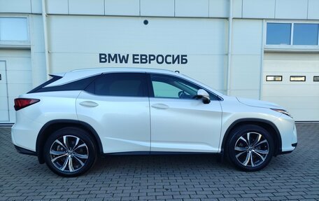 Lexus RX IV рестайлинг, 2019 год, 3 999 000 рублей, 6 фотография