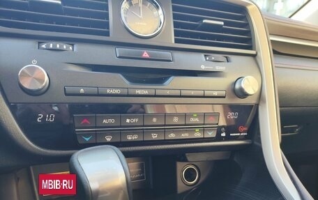 Lexus RX IV рестайлинг, 2019 год, 3 999 000 рублей, 19 фотография