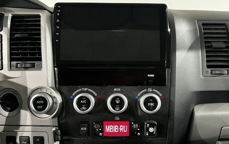 Toyota Sequoia II рестайлинг, 2008 год, 2 199 000 рублей, 24 фотография