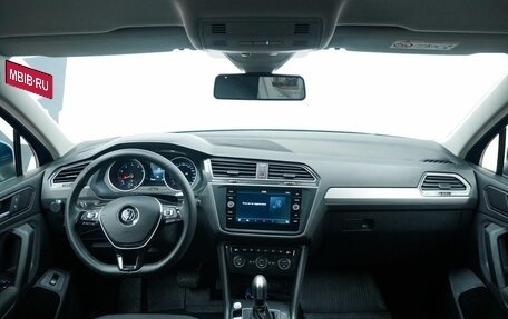 Volkswagen Tiguan II, 2020 год, 2 249 000 рублей, 8 фотография
