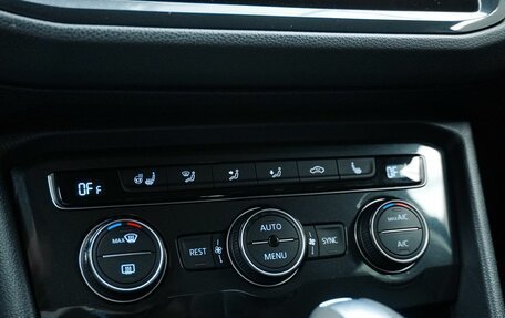 Volkswagen Tiguan II, 2020 год, 2 249 000 рублей, 16 фотография