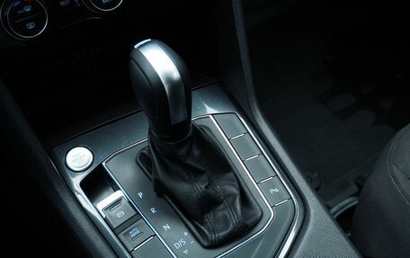 Volkswagen Tiguan II, 2020 год, 2 249 000 рублей, 17 фотография