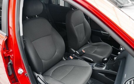 KIA Rio III рестайлинг, 2014 год, 890 000 рублей, 19 фотография