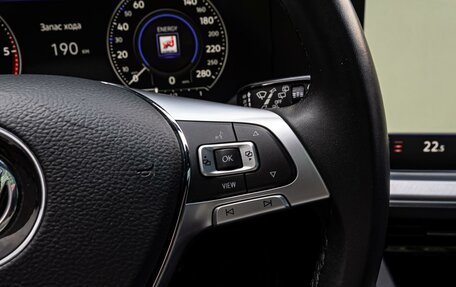 Volkswagen Touareg III, 2019 год, 6 880 000 рублей, 21 фотография