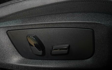 BMW 5 серия, 2018 год, 3 049 000 рублей, 15 фотография