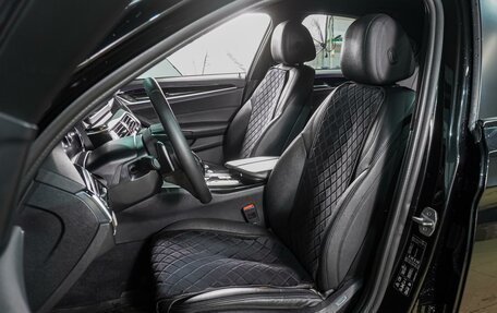 BMW 5 серия, 2018 год, 3 049 000 рублей, 10 фотография