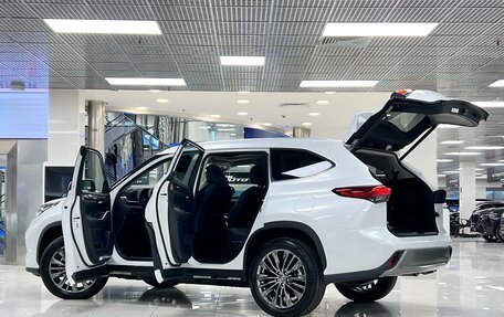 Toyota Highlander, 2026 год, 5 250 000 рублей, 9 фотография