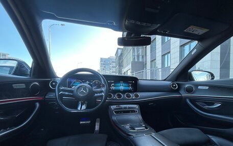 Mercedes-Benz E-Класс, 2021 год, 3 400 000 рублей, 18 фотография