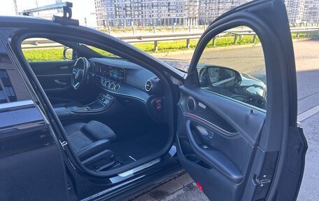 Mercedes-Benz E-Класс, 2021 год, 3 400 000 рублей, 12 фотография