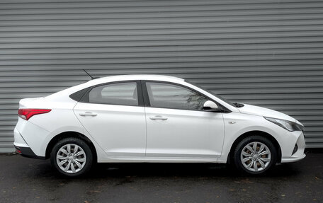 Hyundai Solaris II рестайлинг, 2022 год, 1 545 000 рублей, 4 фотография