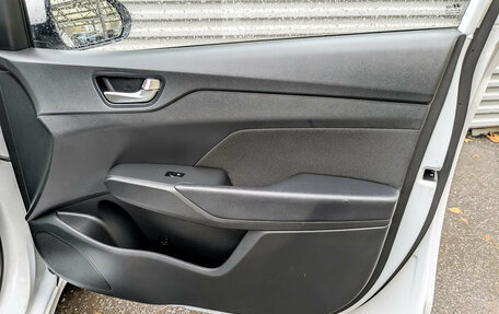 Hyundai Solaris II рестайлинг, 2022 год, 1 545 000 рублей, 23 фотография