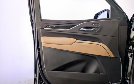 Cadillac Escalade V, 2023 год, 10 500 000 рублей, 19 фотография