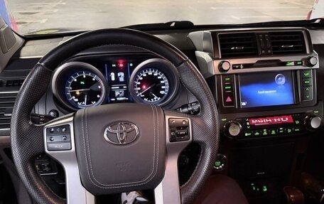 Toyota Land Cruiser Prado 150 рестайлинг 2, 2014 год, 4 100 000 рублей, 9 фотография